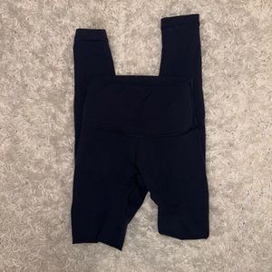 Lululemon navy blue leggings 28” sz 2
